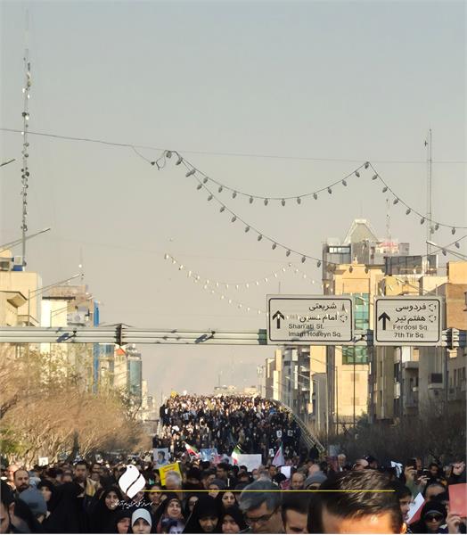 حضور پرشور آزادگان سرافراز هشت سال دفاع مقدس در محکومیت استکبارجهانی