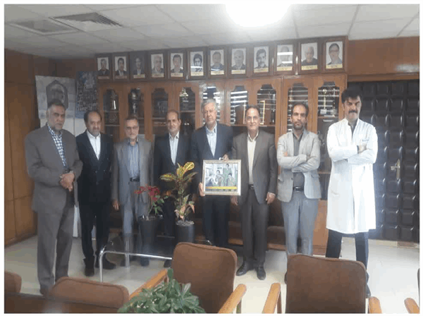 تلاقی تجربه اسارت و تخصص دندان‌پزشکی در قامت یک مدیر