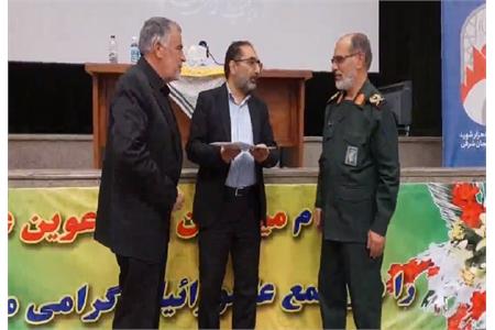 دوران هشت سال دفاع مقدس را مدیون شجاعت و ایثار آزادگان هستیم