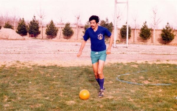 ناصر کاظمی، فوتبالیستی با تیپ امروزی که شهید شد
